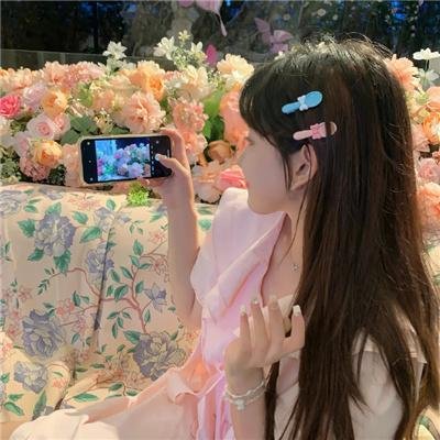 对她说